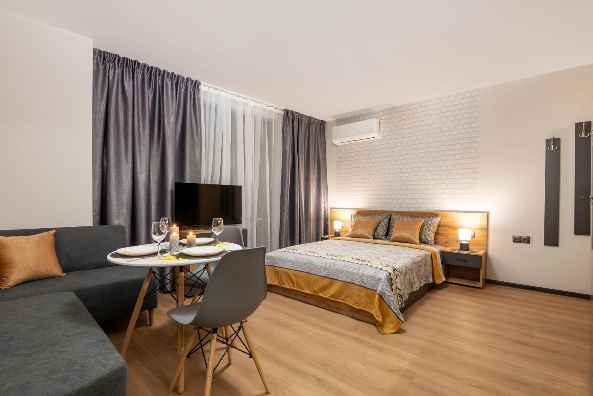 Best Guest 2 Apartments Plovdiv Exterior photo