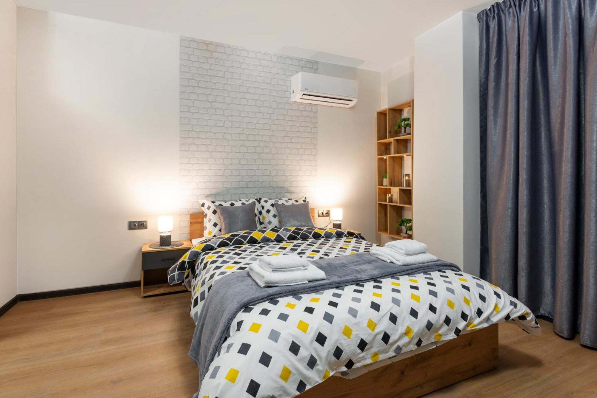 Best Guest 2 Apartments Plovdiv Exterior photo