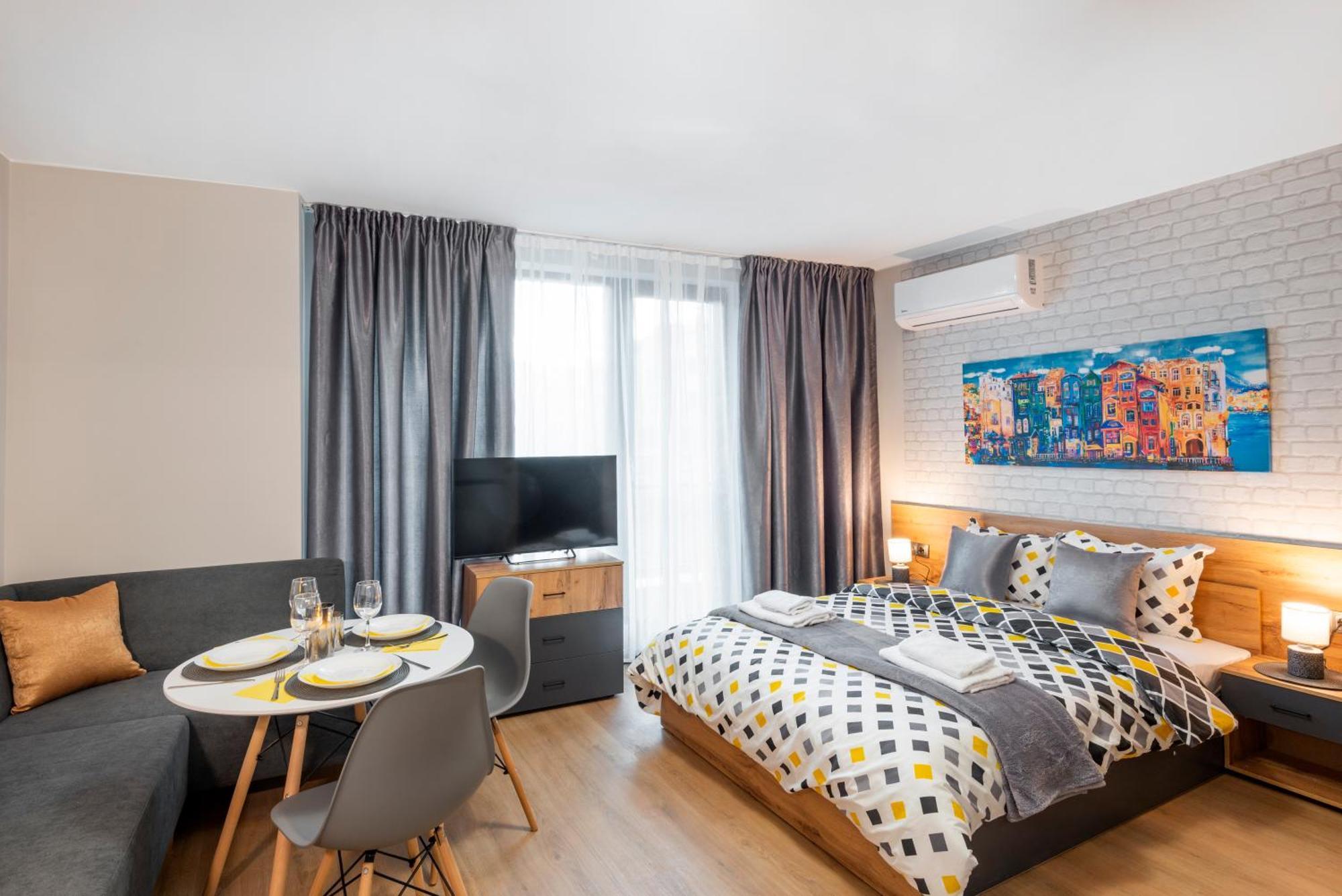 Best Guest 2 Apartments Plovdiv Exterior photo