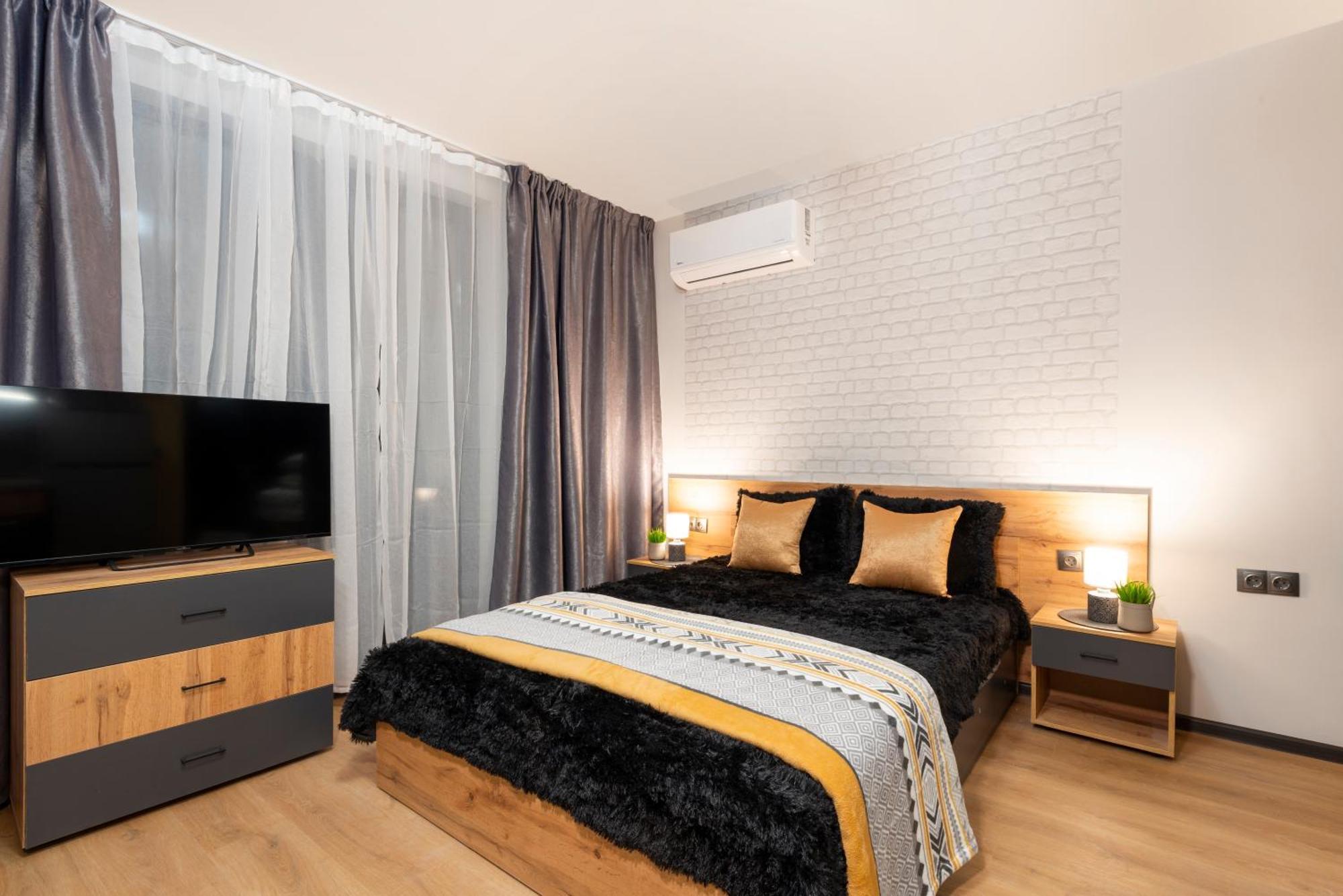 Best Guest 2 Apartments Plovdiv Exterior photo
