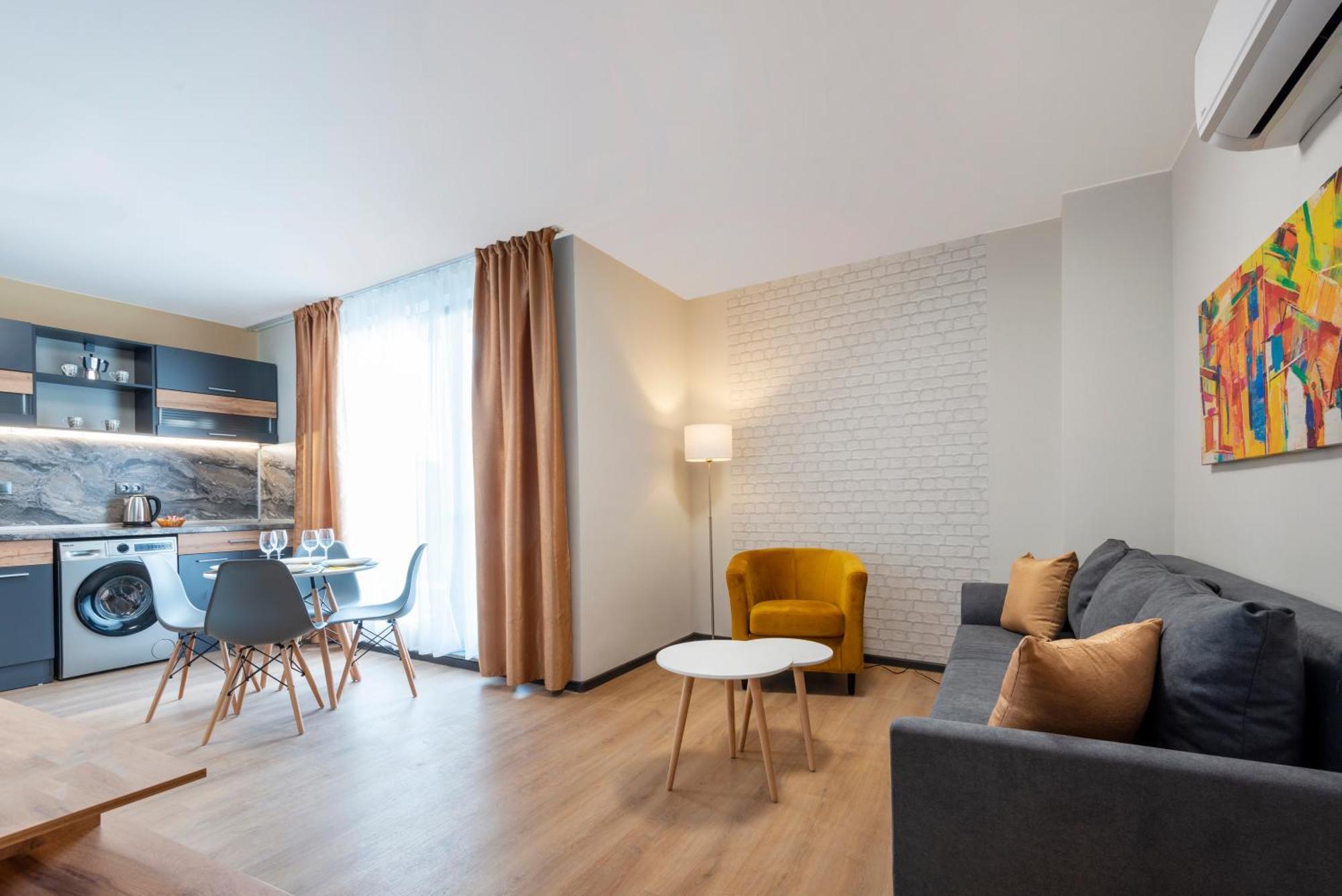 Best Guest 2 Apartments Plovdiv Exterior photo